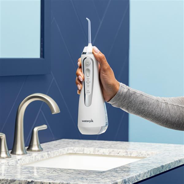 White Cordless Advanced 2.0 Water Flosser